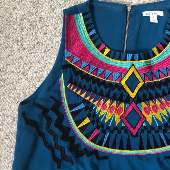 Miami brand Top - Picture 5 of 6